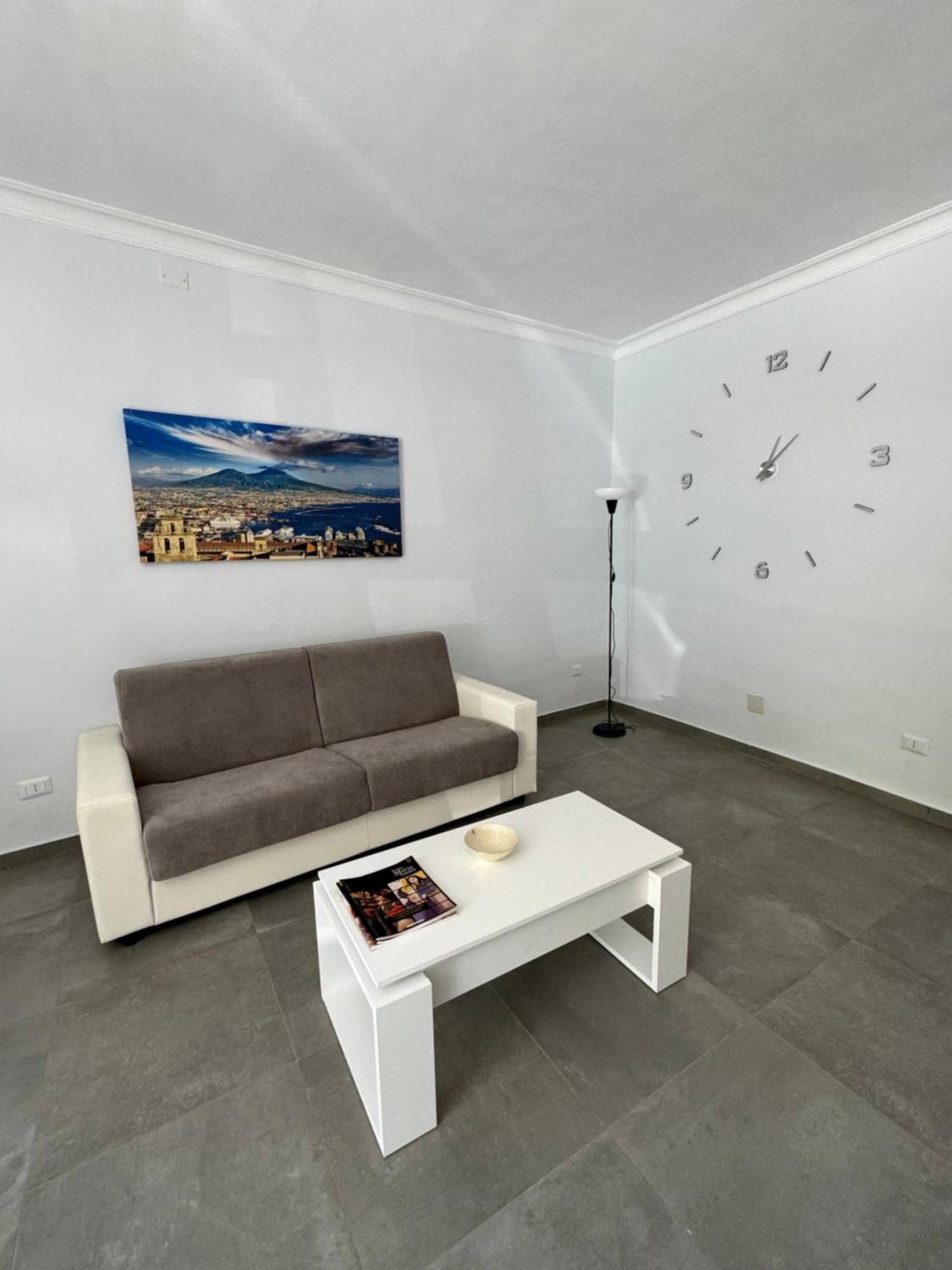 Casa Ferrara Sanita Apartment เนเปิลส์ ภายนอก รูปภาพ