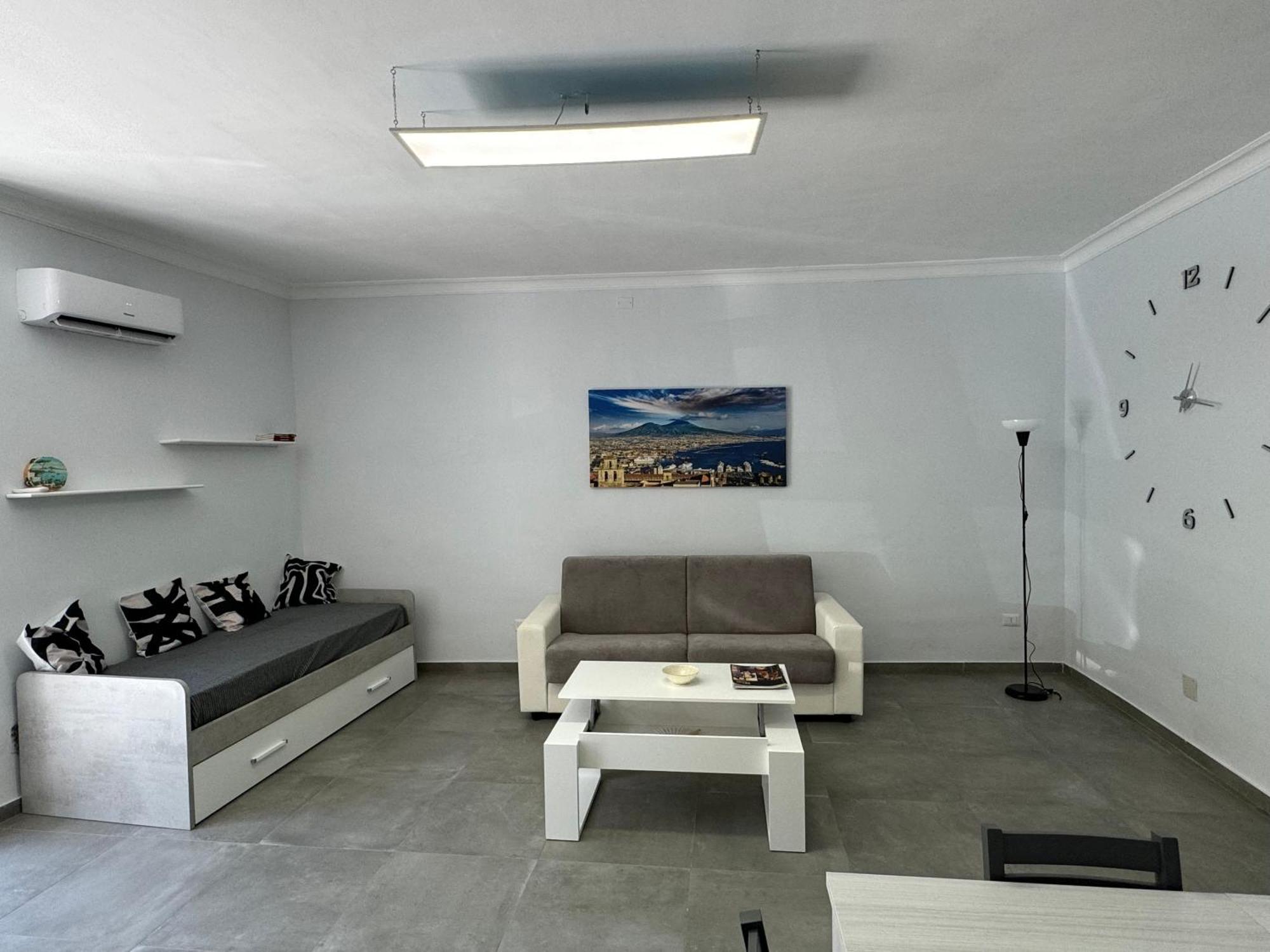 Casa Ferrara Sanita Apartment เนเปิลส์ ภายนอก รูปภาพ